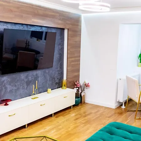 Lady Apartment